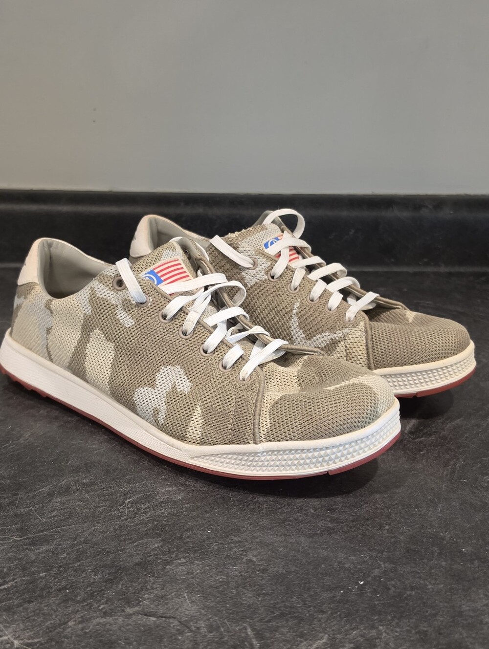 Straight Down Field V2 Camo Golf Shoes Size 10